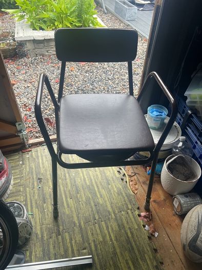 commode