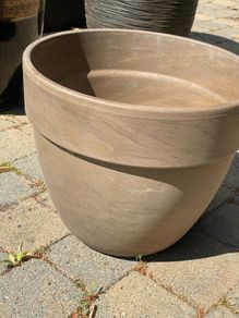 Plant pot