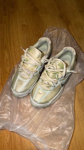 Nike initiator custom unisex