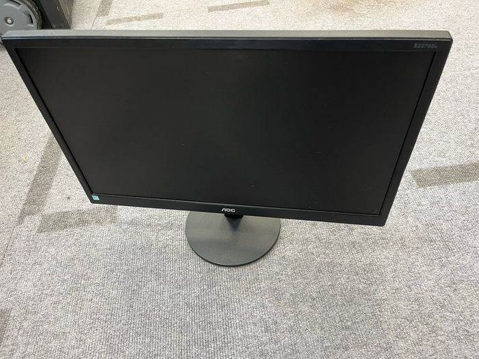 cheap lcd monitors- 22" - VGA & DVI AOC