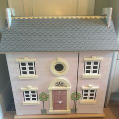 Dolls House