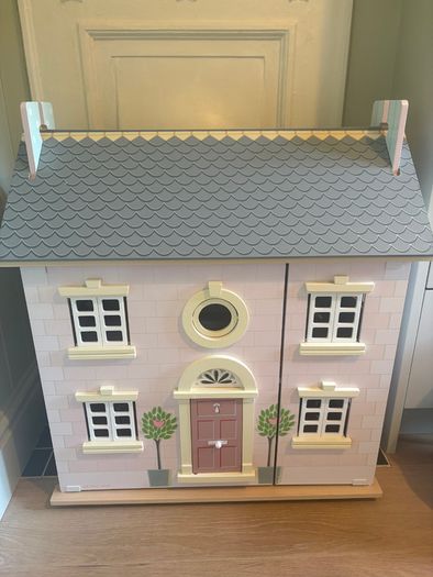Dolls House