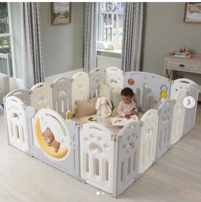 Playpen Large in Excellent Conditions