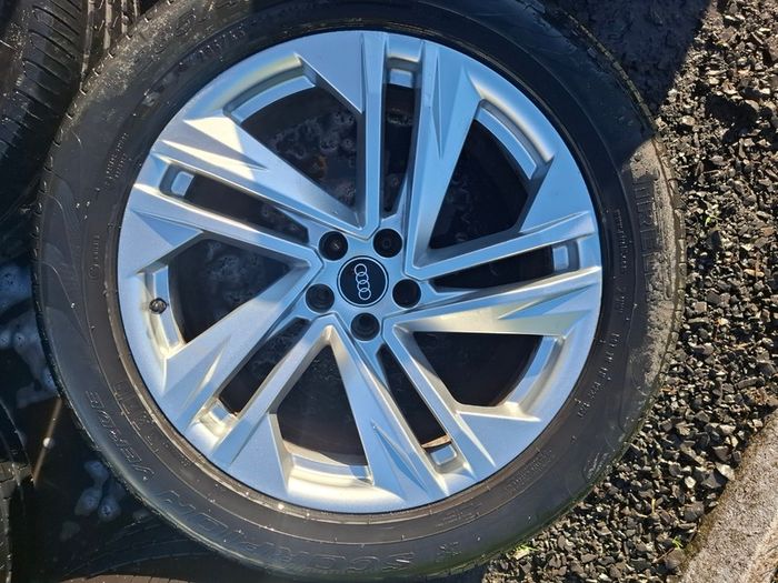 20" Genuine Audi Q7 S Line Alloys with tyres