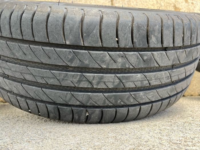 Cupra Leon Genuine 18" Alloys