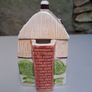English Cottage teapot Image 2