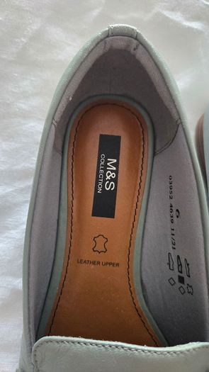 Shoes flats