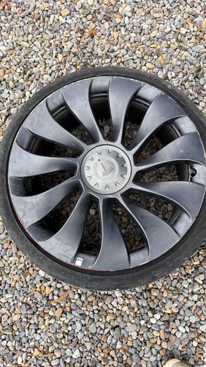 Tesla Model Y 21 Wheels 4  Cheap Quick Sale