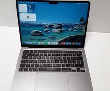 MacBook Air A2681 (2022) | Apple M2 Chip | 16GB RAM | 500GB SSD | 13.6" | Space Grey