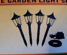 New garden 4 piece lantern set