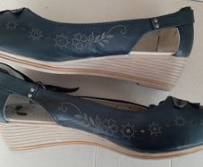 New sandles