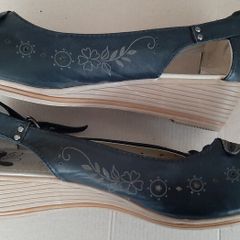 New sandles