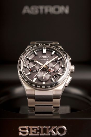 Seiko Astron SSH111 (Box & papers)