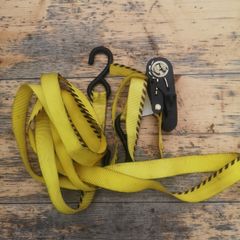 2 ratchet straps hardly used 15 each or 25 for both