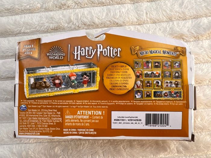 Harry Potter Micro Magical Moments Figures Ron Fluffy Hermione Mini Set Case Damaged Box Please see photos