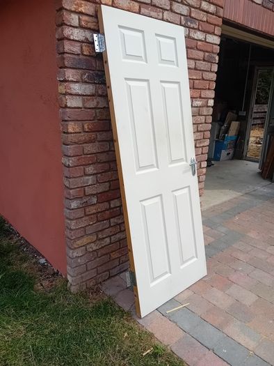 4 x Regency White Internal Doors (6'6" x 2'6")