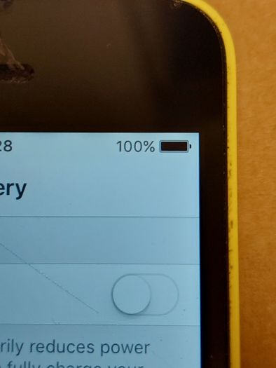Apple Iphone 5c, Yellow, 16GB, works perfect, some screen damage, but touchscreen works fine