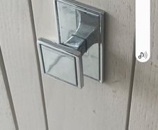 Kitchen press handles