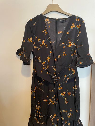 Pretty Little Thing black floral corset dress size 16 - New