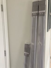 3 Venetian Blinds