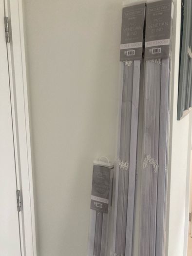 3 Venetian Blinds