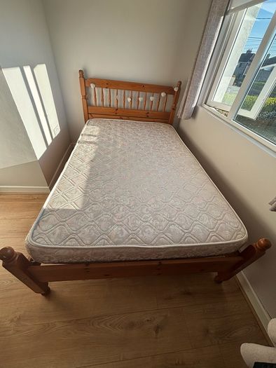Bed 4 foot and mattress