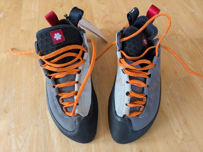 Climbing Shoes Ocun Jett LU 44EU 9.5UK