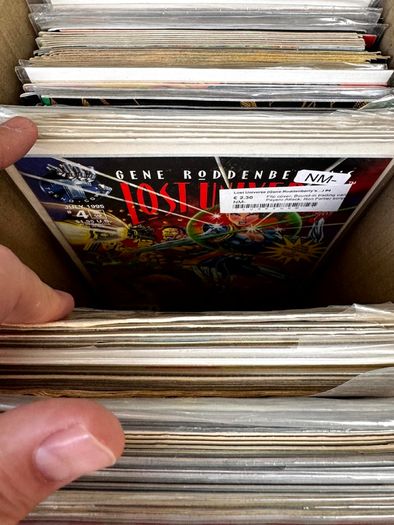 Marvel, DC & Indie Medium Comic Box w 180 comics for Sale