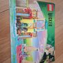 LEGO Wicked 75681 Glinda Elphaba & Nessarose at Shiz University Image 3