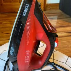 Tower Ceraglide 2600W Steam Iron