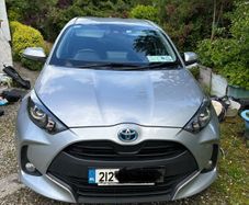 Toyota Yaris Hybrid Luna 4dr Auto 1490 Cc Grey