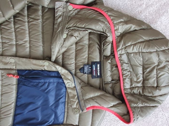 Burton olive green down jacket - size L
