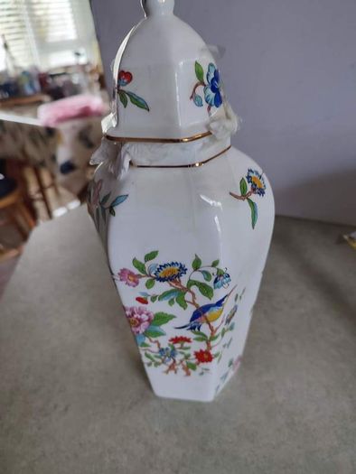 Rare find  Price 25.00 e Vintage Aynsley Pembroke Hexagonal Ginger Jar Birds Floral Gold Trim Made In England Collectible Home Decor Gold Trim Jar w Lid