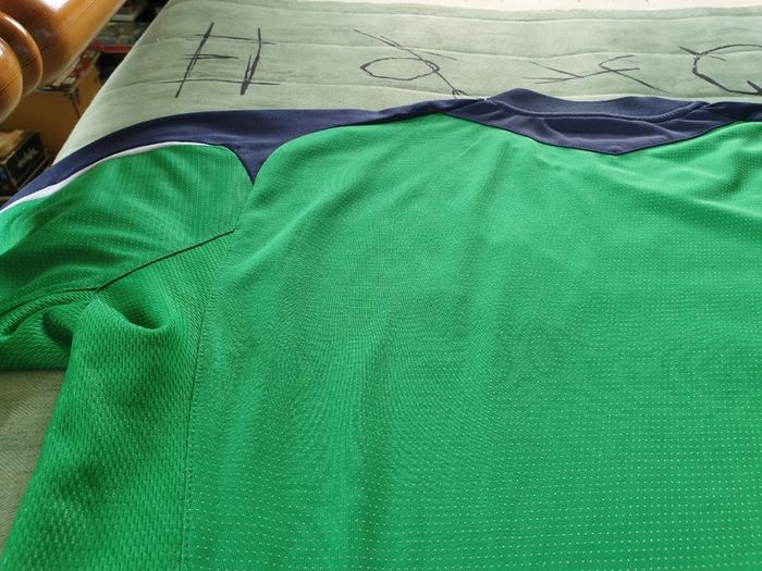 Northern Ireland Football Club Home Jersey 2004 to 2005 Extra Large Adult Umbro XL