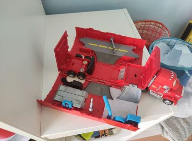 Toy truck