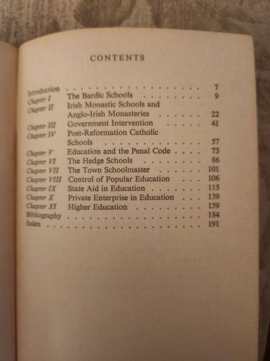 A History Of Irish Education.  A Study In Conflicting Loyalties. By P.j. Dowling. First Edition 1971 Paperback In Good Condition.  See Photos For Same.