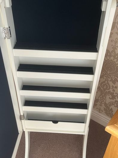 Mirror - Jewellery Cabinet