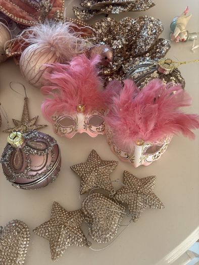 christmas tree decorations