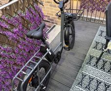 Kuma Electric Cargo