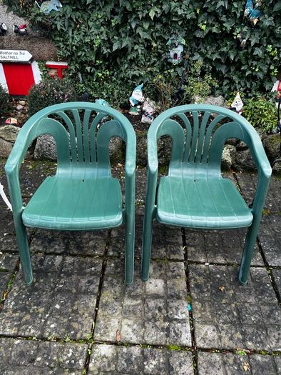 garden chairs