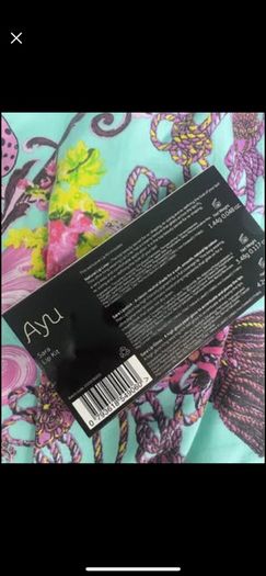 AYU lip kit