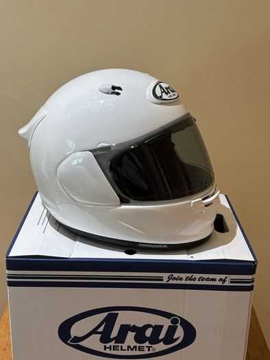 Arai Quantic Motorcycle Helmet
