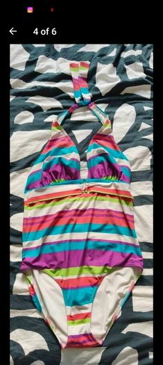 L size clothes. 14-16