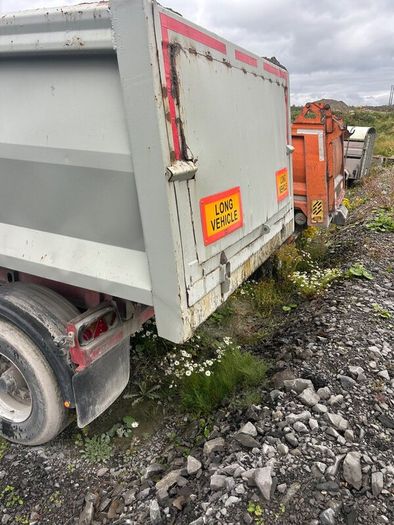 Dennison tipping trailer