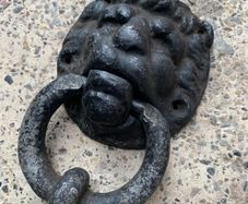 Cast Iron Lion Head Door Knocker.