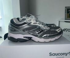 saucony progrid omni 9