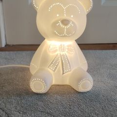 Belleek lamp