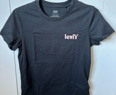 Levi's women ladies t-shirt, mint condition