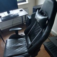 Gaming chair