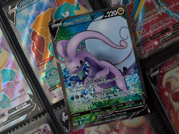 Hisuian Goodra V ! Full Art ! Ultra Rare ! from Lost Origin Set ! 2022 ! Pokemon Card !
